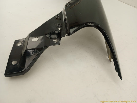 Volvo XC70 Passenger Right Front Fender