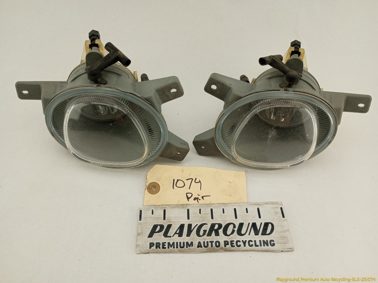 Volvo XC70 Pair Of Front Fog Lamps