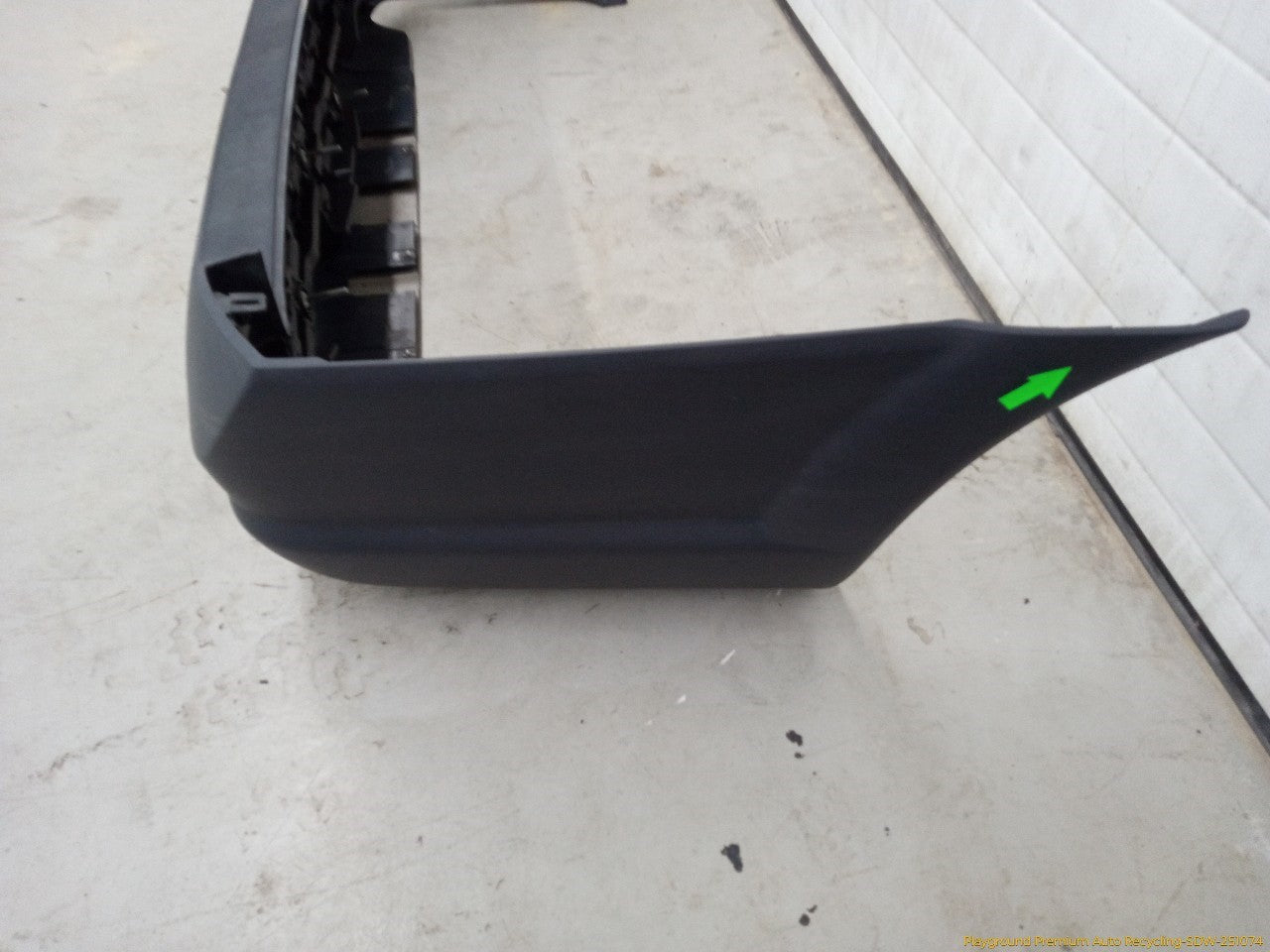 Volvo XC70 Rear Bumper Cover