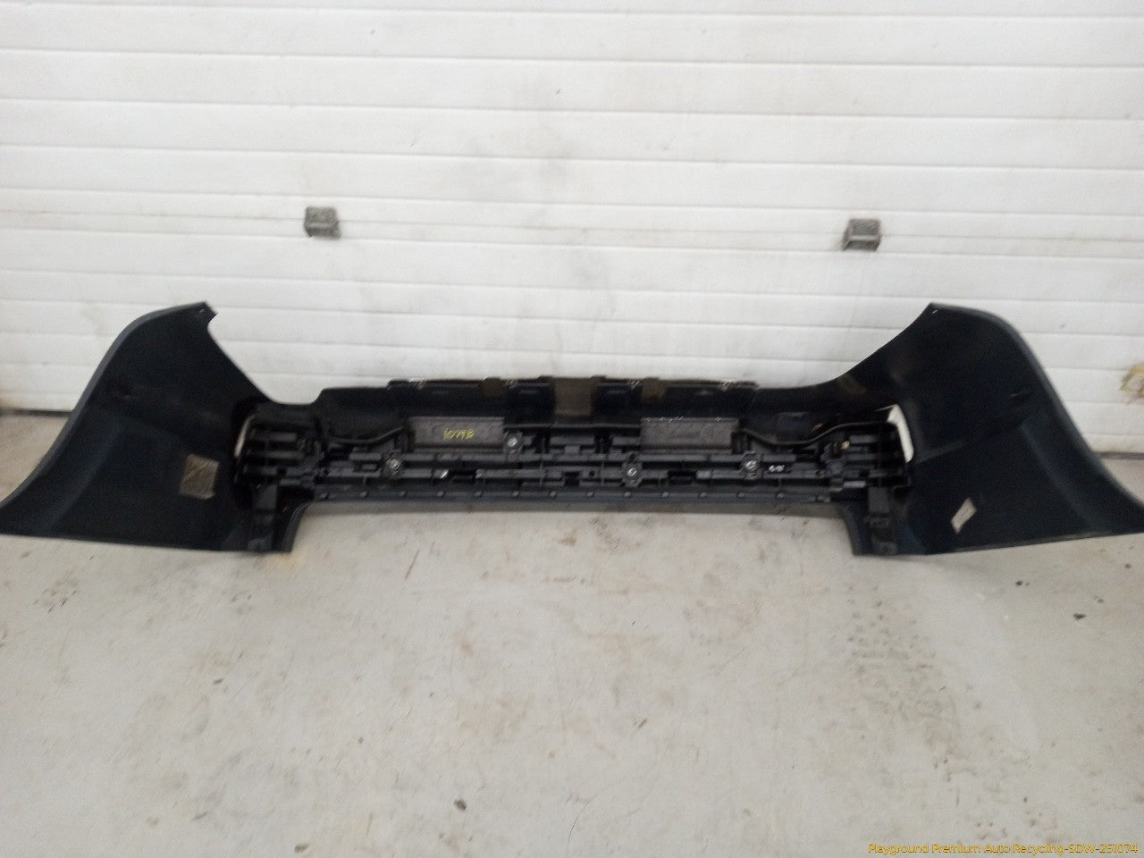 Volvo XC70 Rear Bumper Cover
