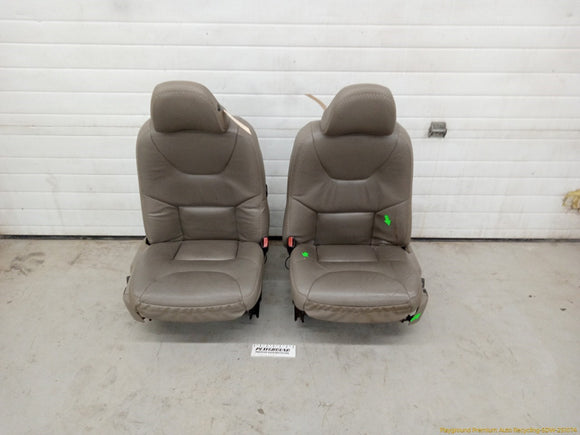 Volvo XC70 Pair Of Front Seats