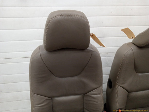 Volvo XC70 Pair Of Front Seats
