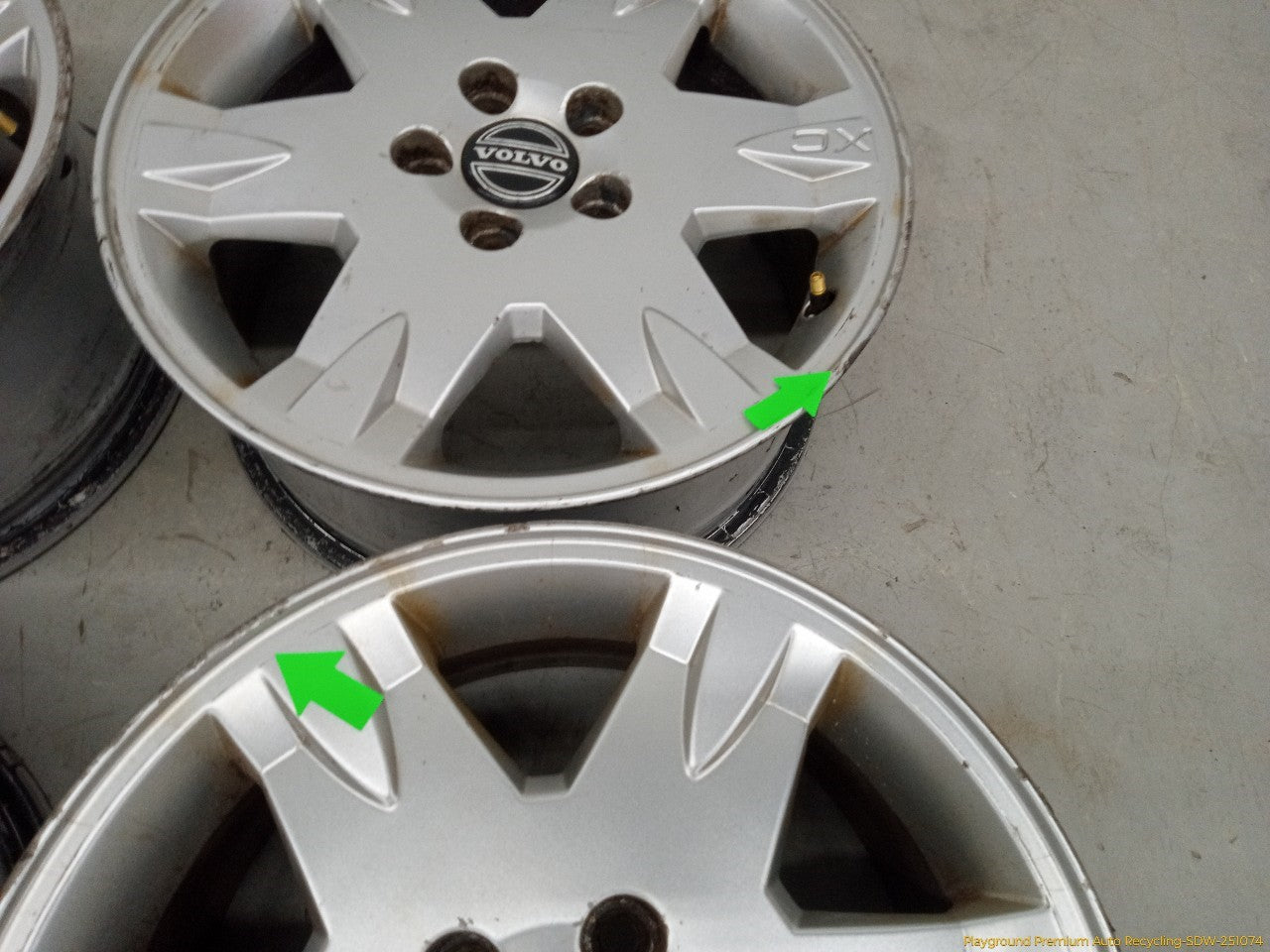 Volvo XC70 Set Of 4 Alloy Wheels 6 Spoke