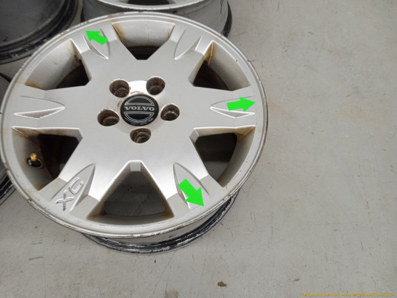 Volvo XC70 Set Of 4 Alloy Wheels 6 Spoke