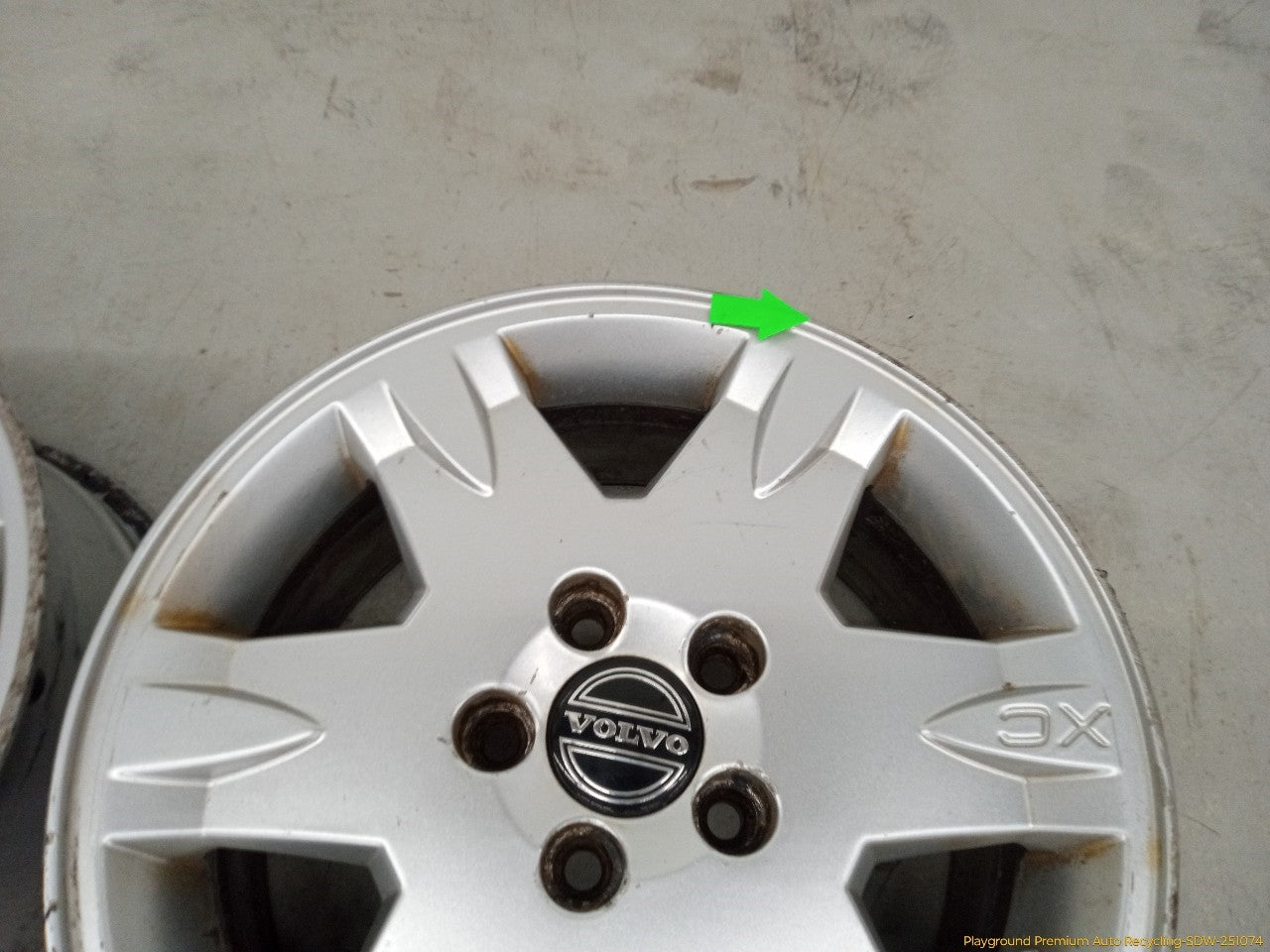 Volvo XC70 Set Of 4 Alloy Wheels 6 Spoke