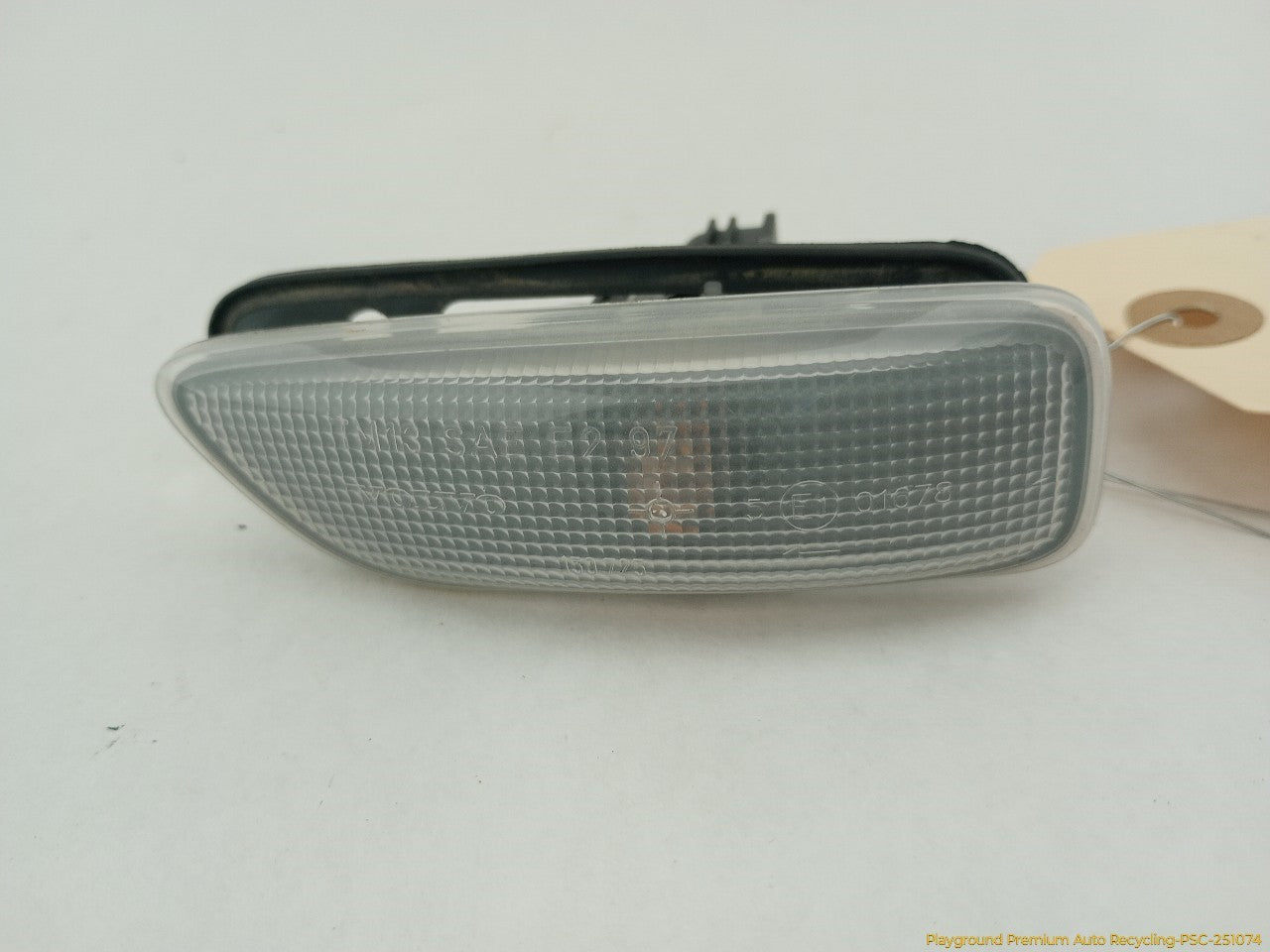 Volvo XC70 Driver Left Front Side Marker Reflector