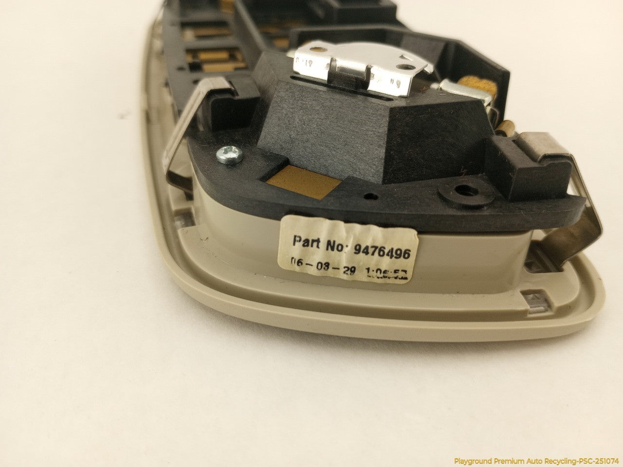 Volvo XC70 Rear Dome Light