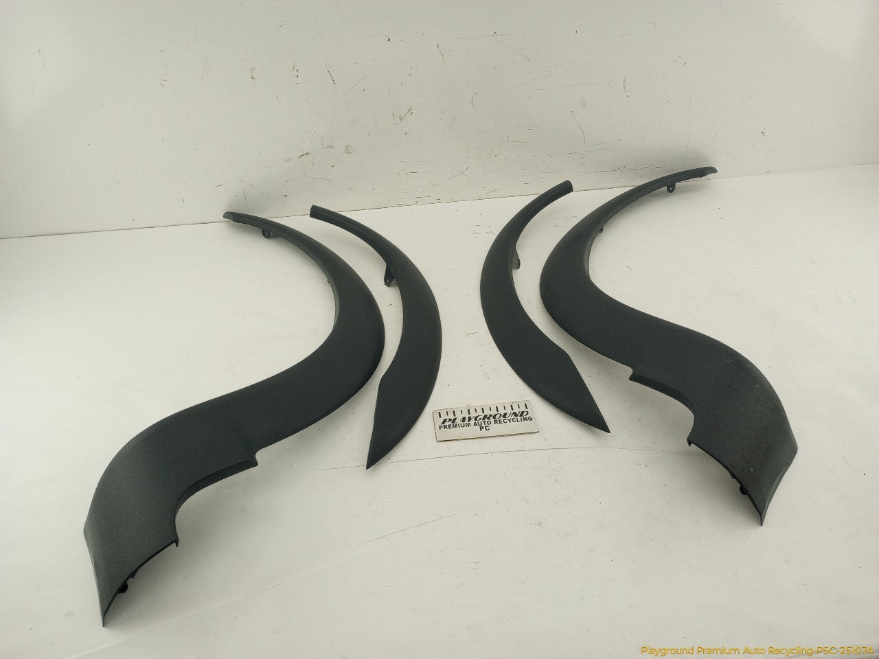 Volvo XC70 Set Of 4 Front & Rear Fender Flares