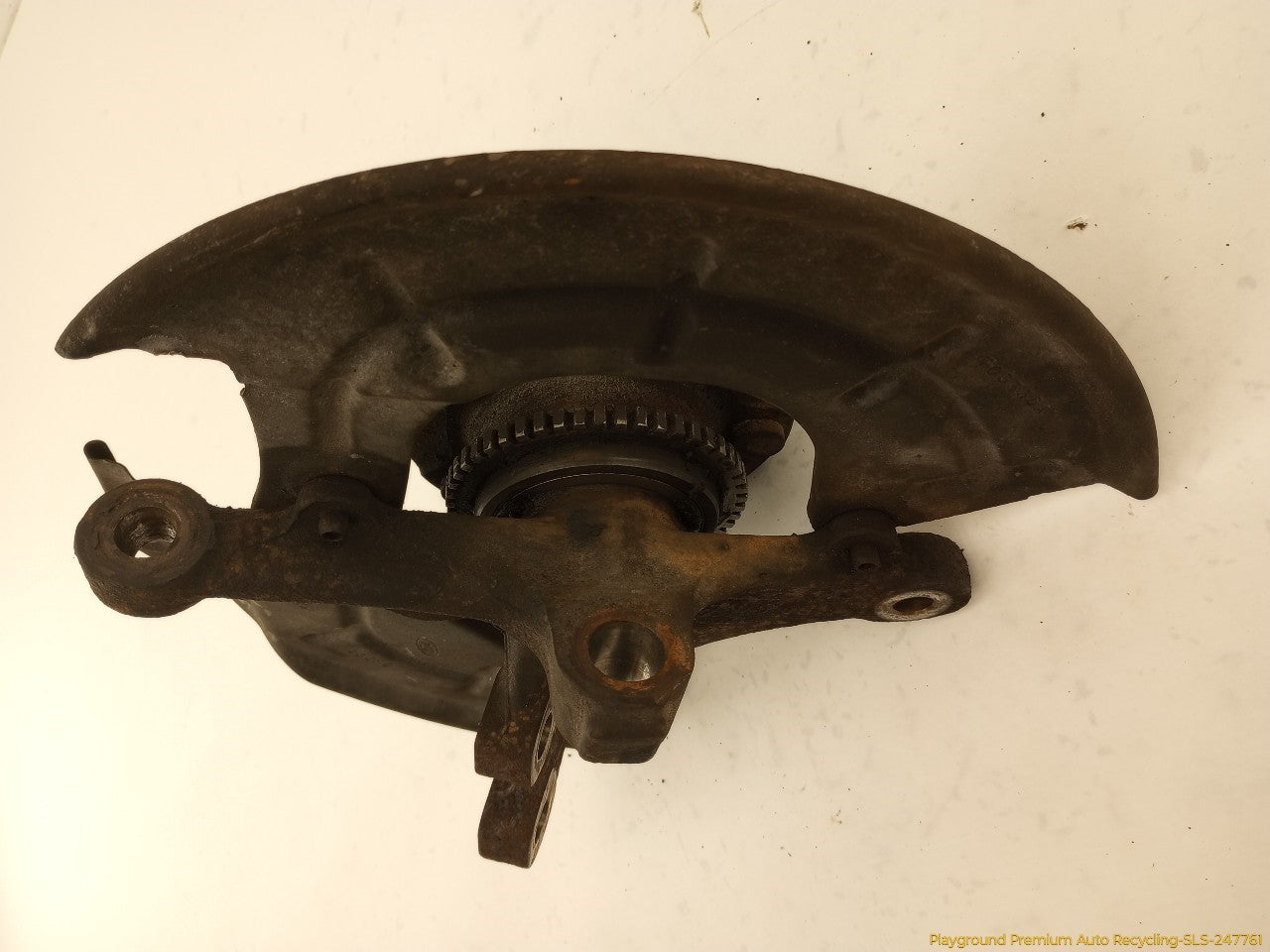 Ford Mustang Driver Left Front Spindle Kunckle Hub