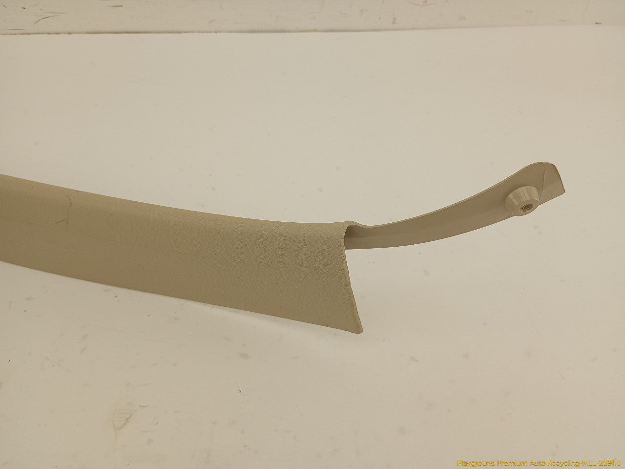 Volvo XC60 Trunk Upper Window Trim