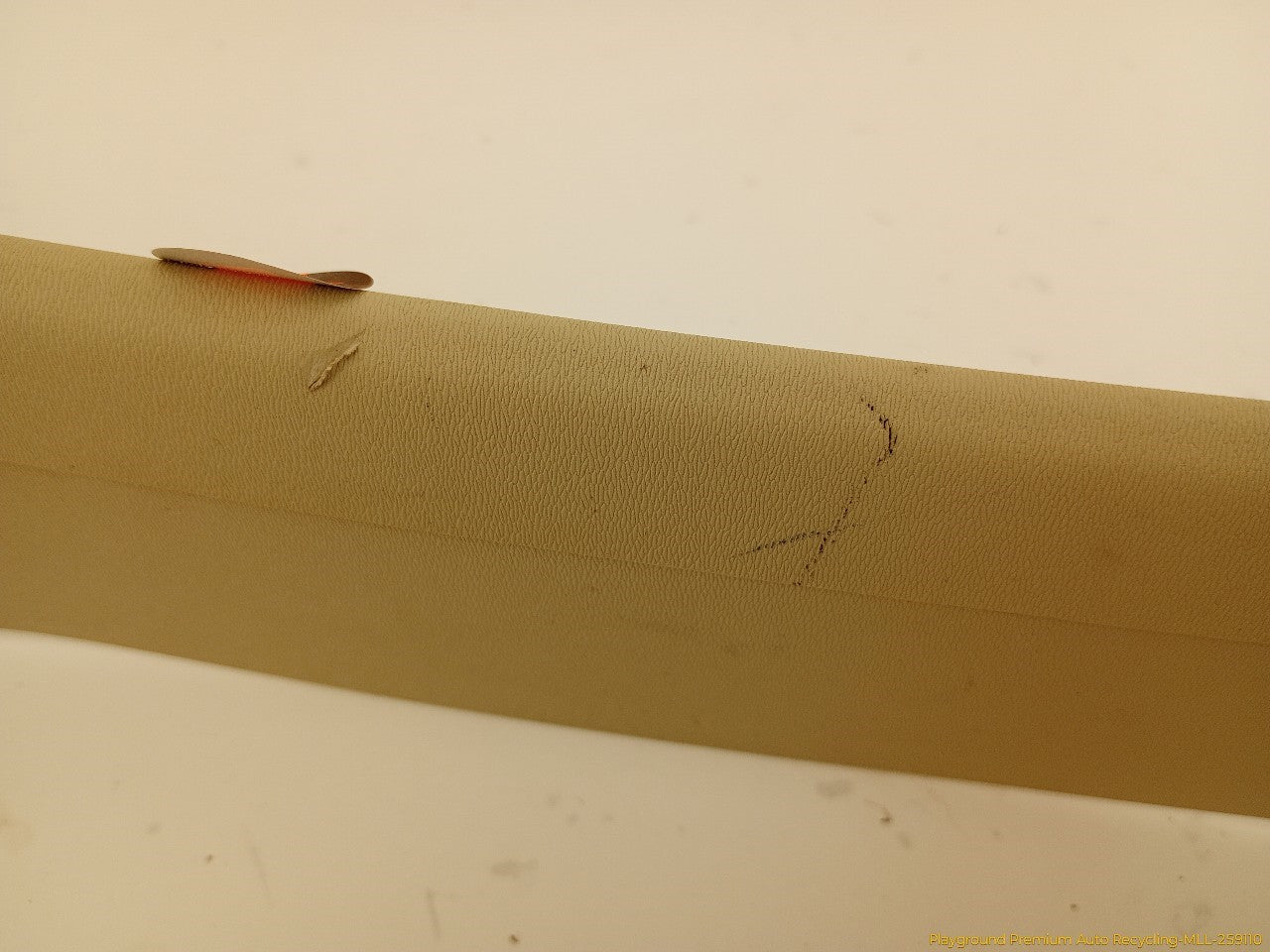 Volvo XC60 Trunk Upper Window Trim