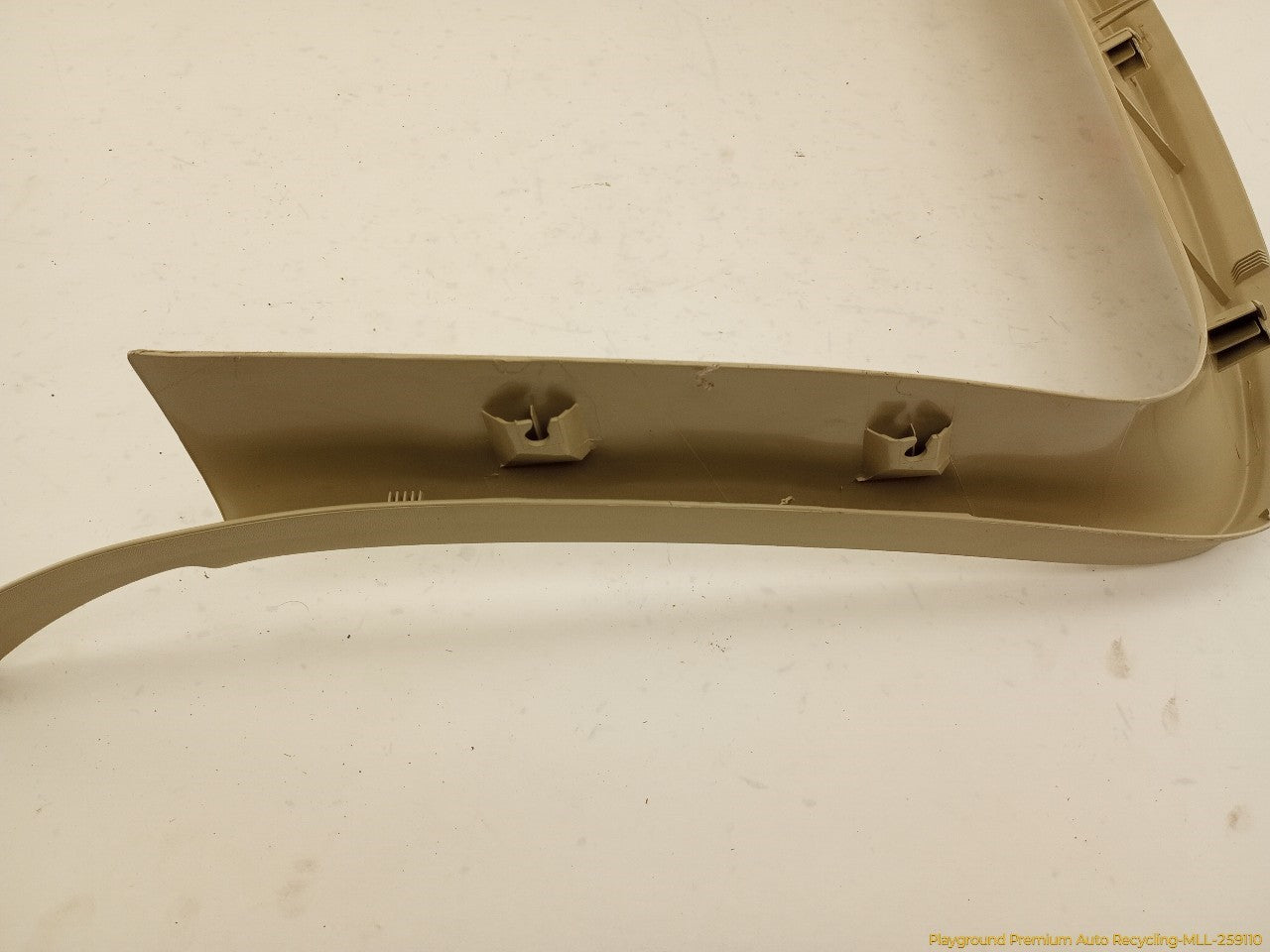 Volvo XC60 Trunk Upper Window Trim