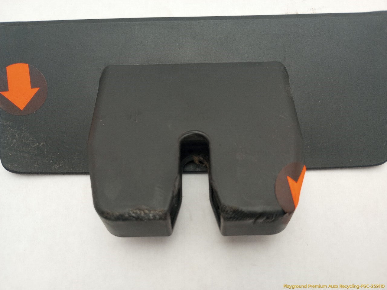 Volvo XC60 Trunk Lock Actuator Trim Cover