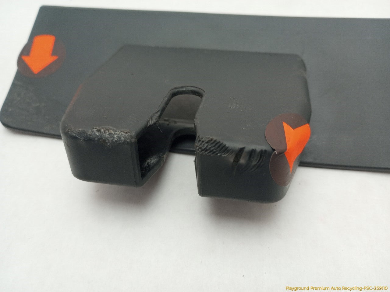 Volvo XC60 Trunk Lock Actuator Trim Cover