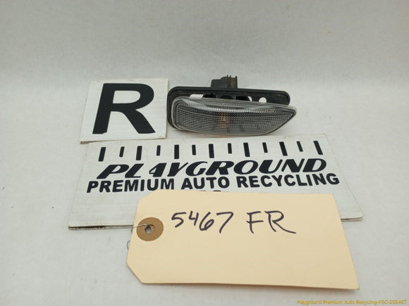 Volvo XC70 Passenger Right Front Side Marker Reflector