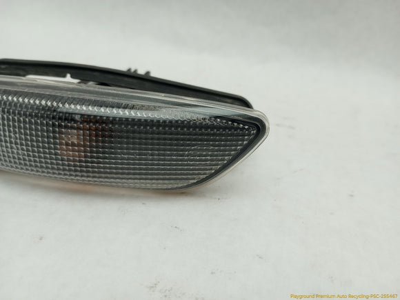Volvo XC70 Passenger Right Front Side Marker Reflector