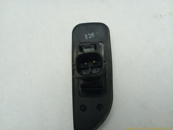 Volvo XC70 Passenger Right Front Side Marker Reflector