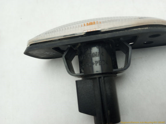 Volvo XC70 Passenger Right Front Side Marker Reflector