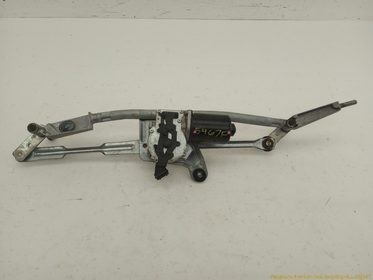 Volvo XC70 Windshield Wiper Transmission & Motor - 0