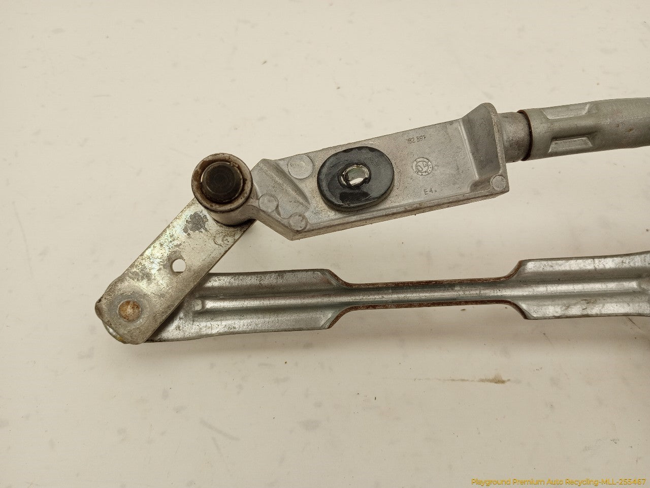 Volvo XC70 Windshield Wiper Transmission & Motor