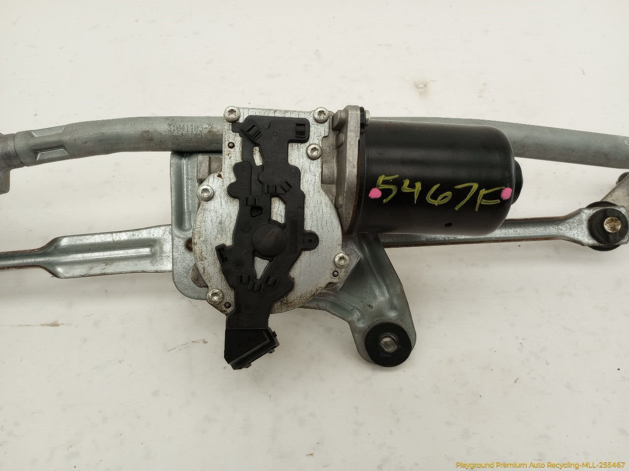Volvo XC70 Windshield Wiper Transmission & Motor