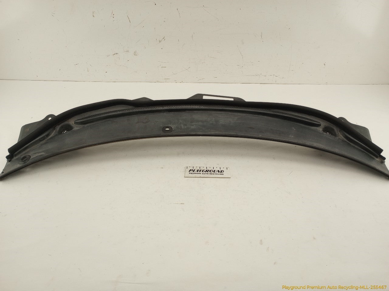 Volvo XC70 Cowl Vent Panel