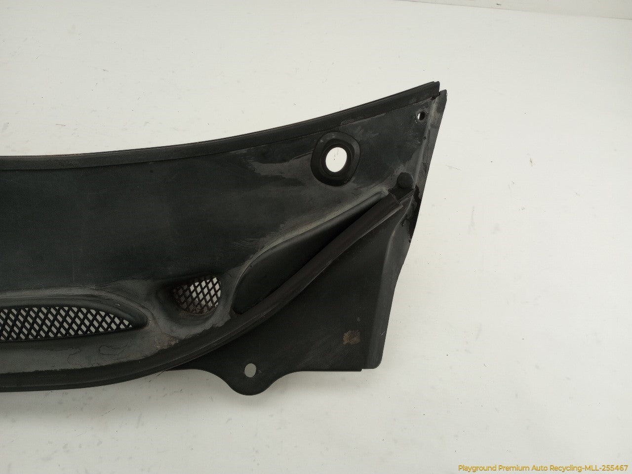 Volvo XC70 Cowl Vent Panel