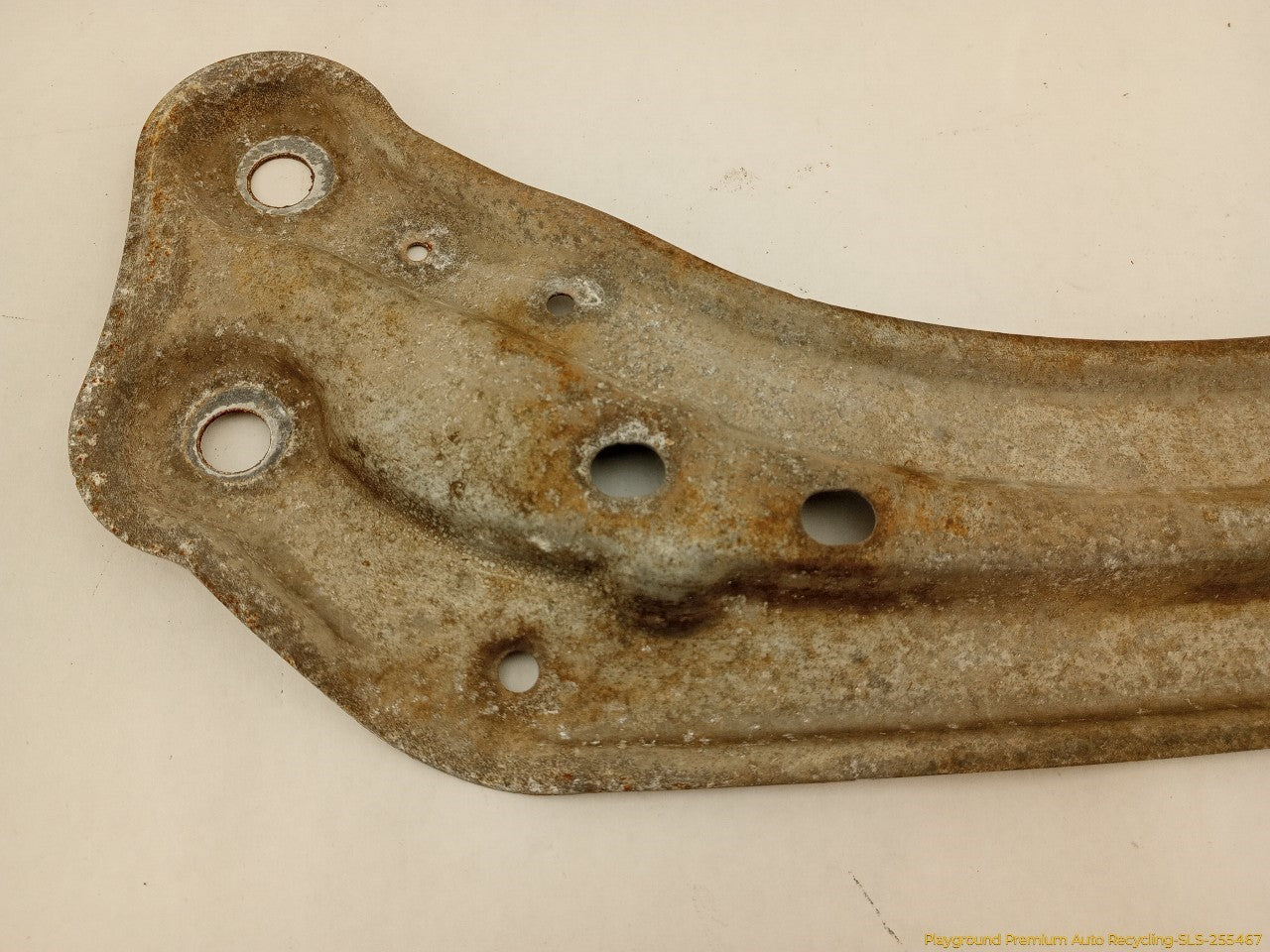 Volvo XC70 Exhaust Mount Bracket