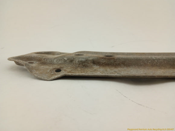 Volvo XC70 Exhaust Mount Bracket