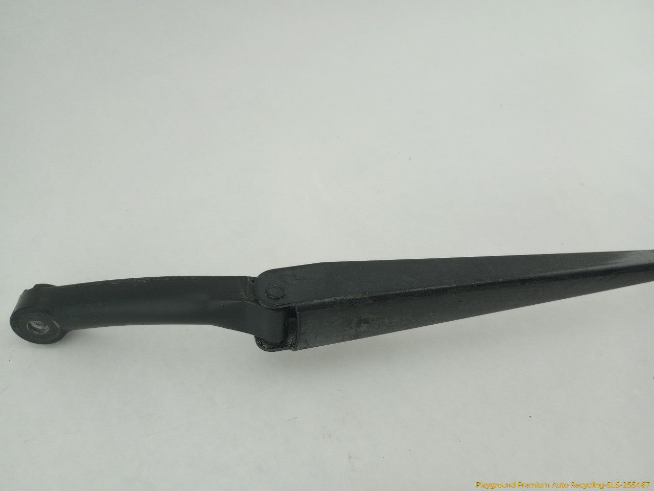 Volvo XC70 Pair Of Windshield Wiper Arms