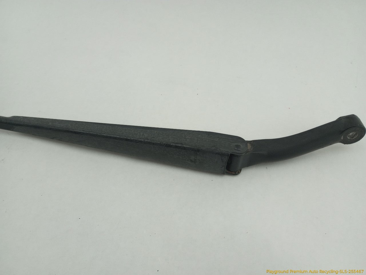 Volvo XC70 Pair Of Windshield Wiper Arms
