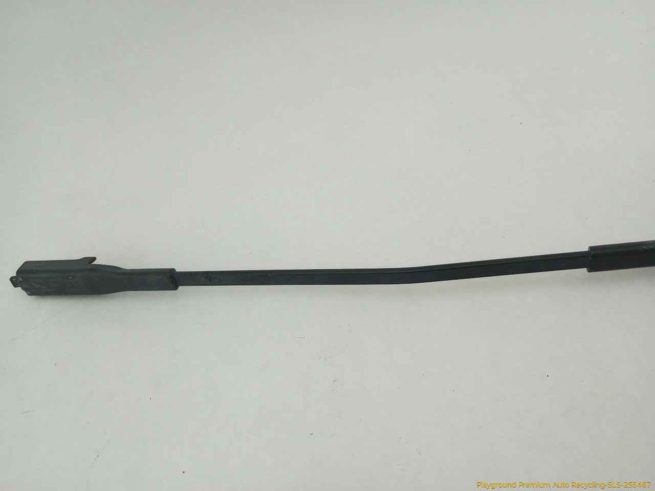 Volvo XC70 Pair Of Windshield Wiper Arms