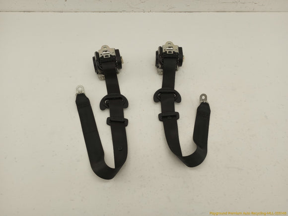 Volkswagen CC Pair Of Front Seat Belt Retractors