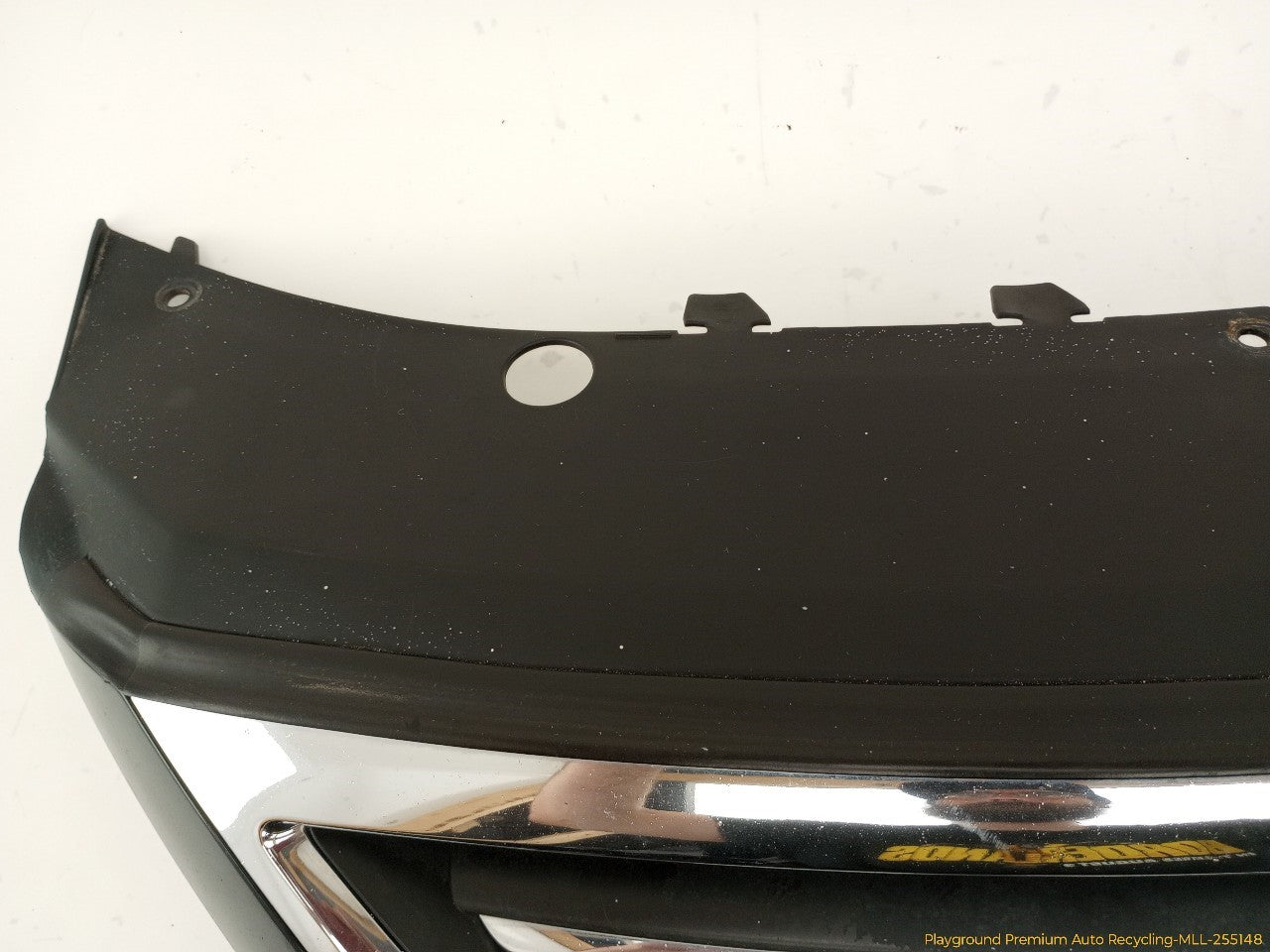 Volkswagen CC Front Bumper Upper Grille