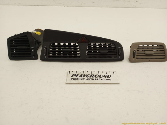 Volvo XC70 Set Of 3 Dashboard Air Vents