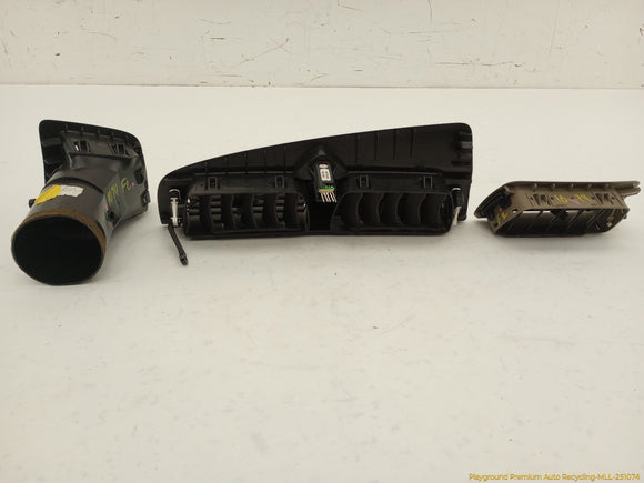 Volvo XC70 Set Of 3 Dashboard Air Vents