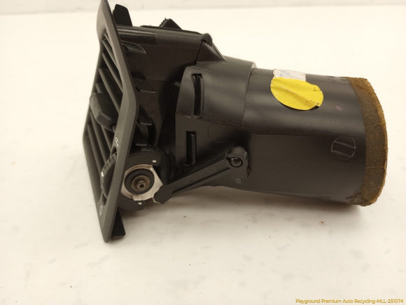 Volvo XC70 Set Of 3 Dashboard Air Vents