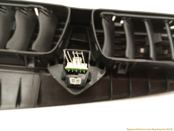 Volvo XC70 Set Of 3 Dashboard Air Vents