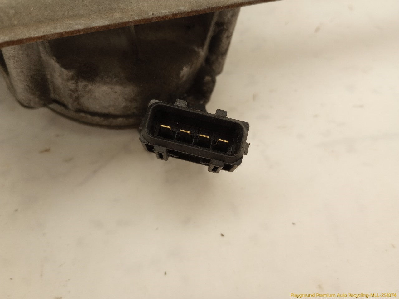 Volvo XC70 Windshield Wiper Transmission & Motor