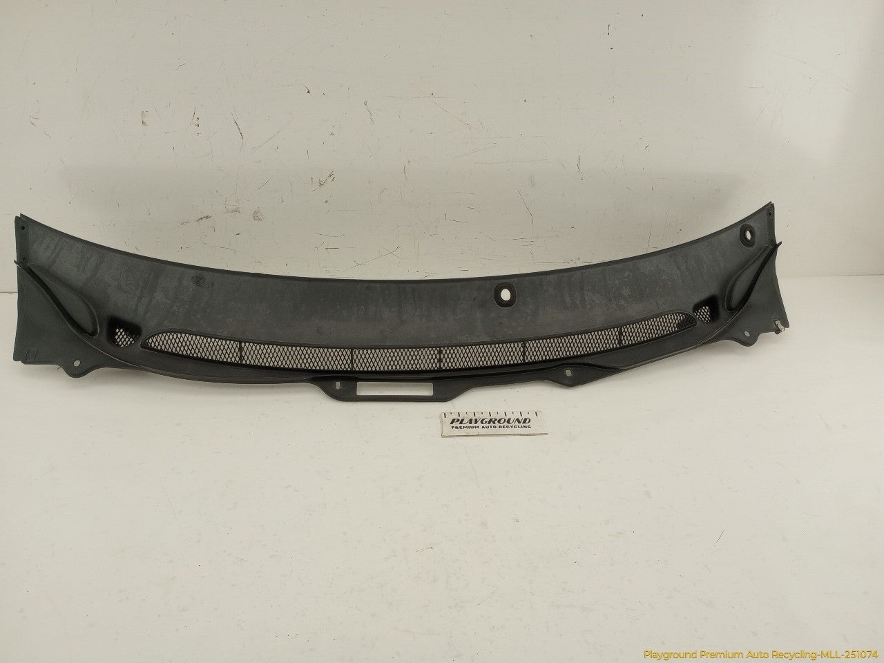 Volvo XC70 Cowl Vent Panel
