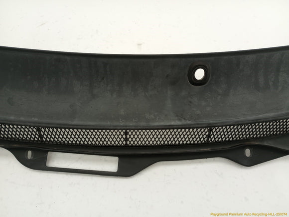 Volvo XC70 Cowl Vent Panel