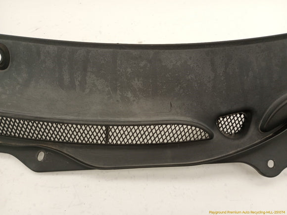 Volvo XC70 Cowl Vent Panel