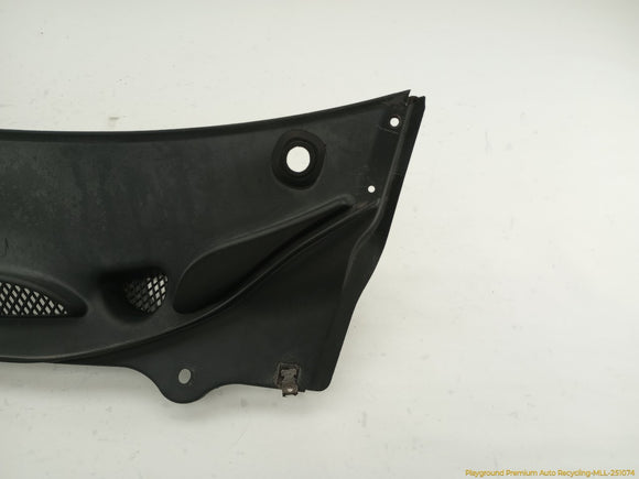 Volvo XC70 Cowl Vent Panel