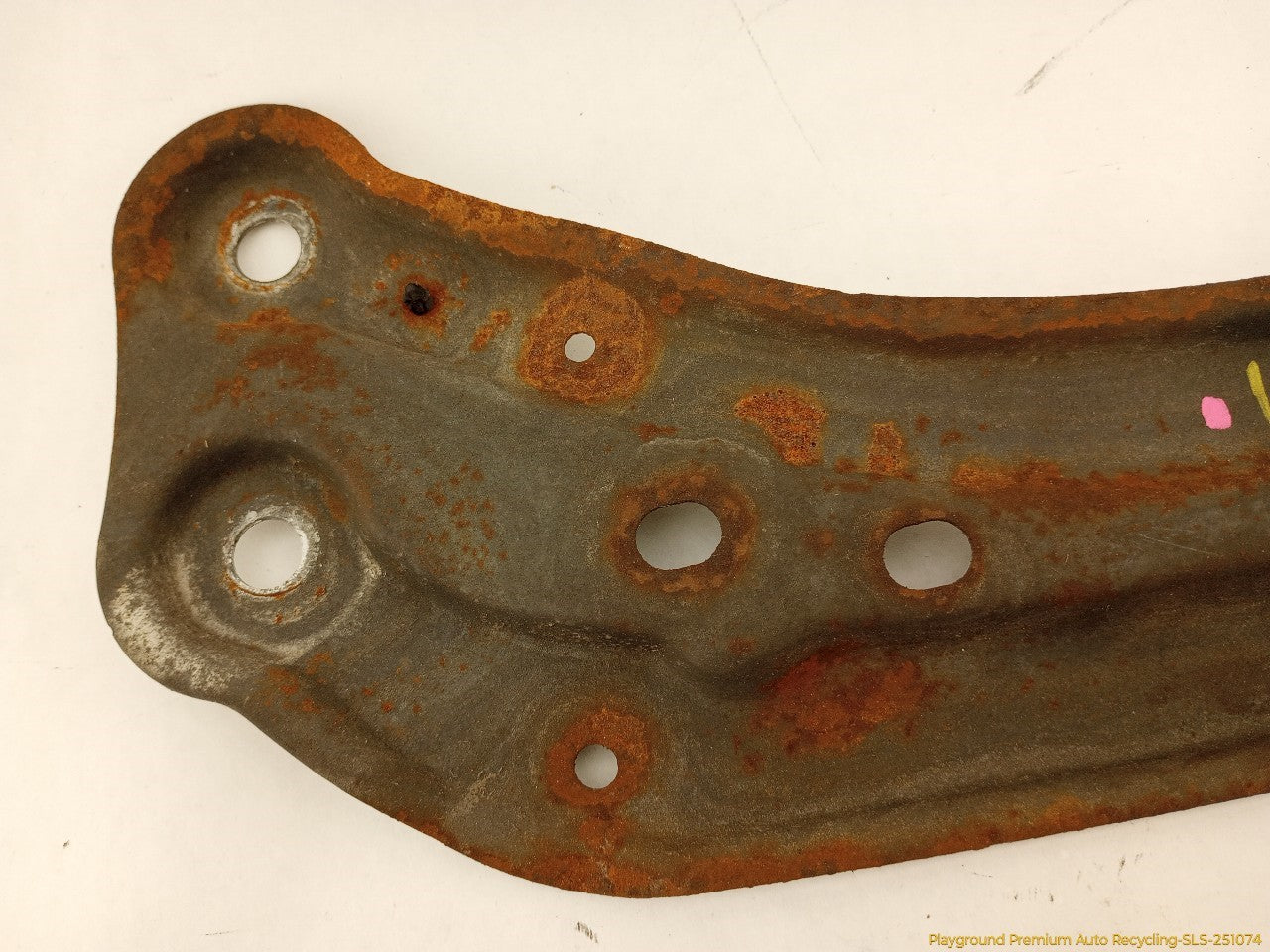 Volvo XC70 Exhaust Mount Bracket - 0