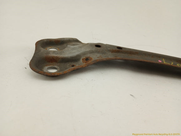 Volvo XC70 Exhaust Mount Bracket