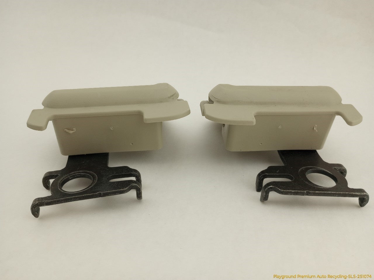 Volvo XC70 Set Of 6 Interior Grab Handles & Cargo Net Latches