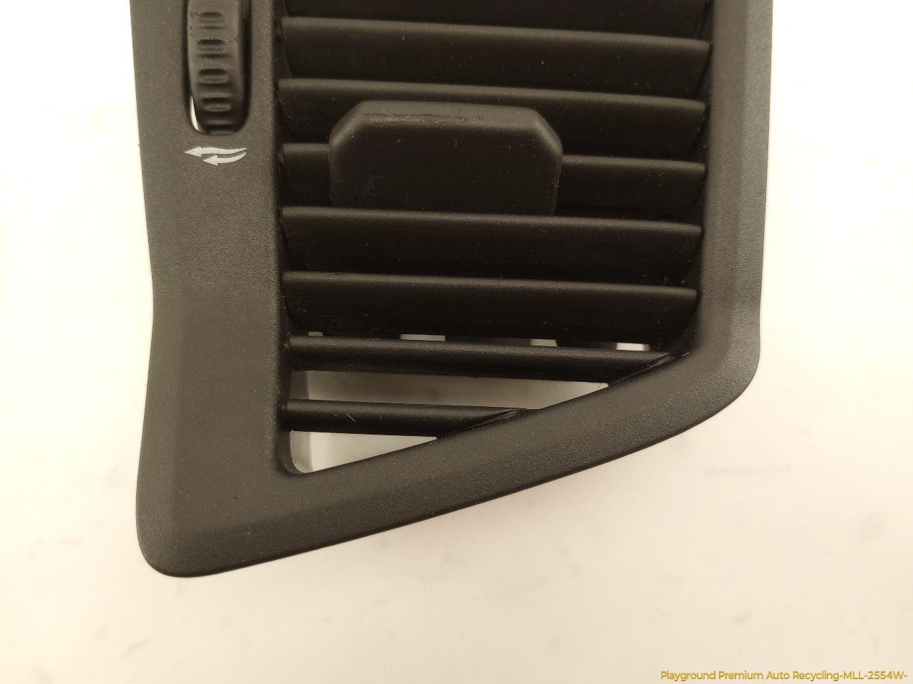 Volvo XC70 Pair Of Dashboard Air Vents