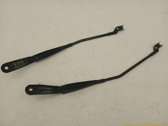 Volvo XC60 Pair Of Windshield Wiper Arms