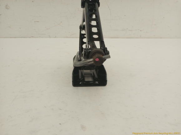 Volvo XC60 Vehicle Jack