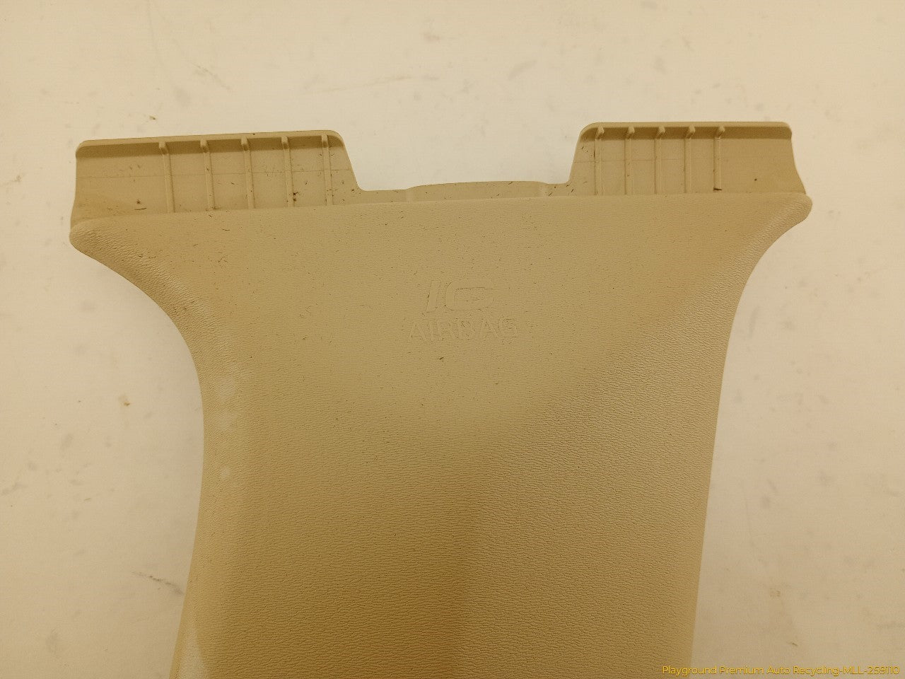 Volvo XC60 Pair Of Upper B Pillar Trim